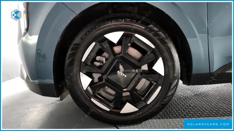 Kia Carnival 3.5L 7-Seater Signature Kolarov | Cars, снимка 3 - Автомобили и джипове - 52208901