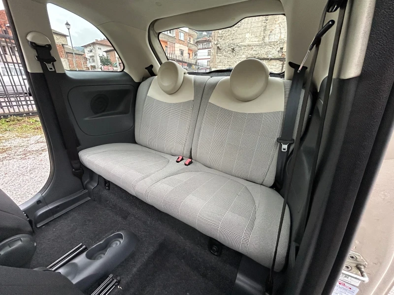 Fiat 500 1.25 * ПАНОРАМА * ПАРКТРОНИК * 139500 км., снимка 11 - Автомобили и джипове - 52679606