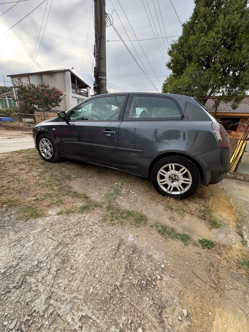 Fiat Stilo, снимка 2 - Автомобили и джипове - 52800333