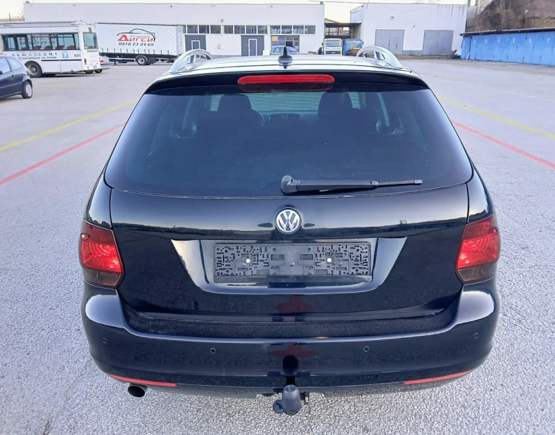 VW Golf 1.6tdi-105, снимка 4 - Автомобили и джипове - 52815120