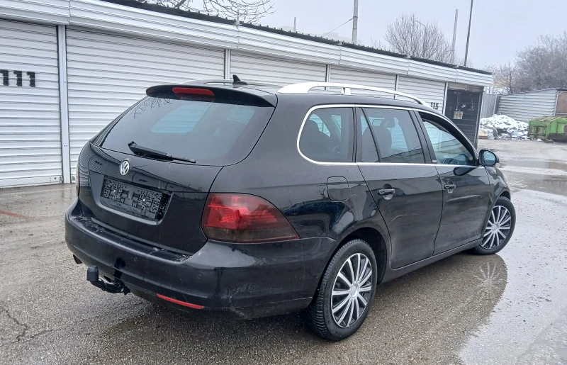 VW Golf 1.6tdi-105, снимка 8 - Автомобили и джипове - 52815120