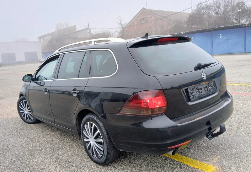 VW Golf 1.6tdi-105, снимка 4 - Автомобили и джипове - 52815120