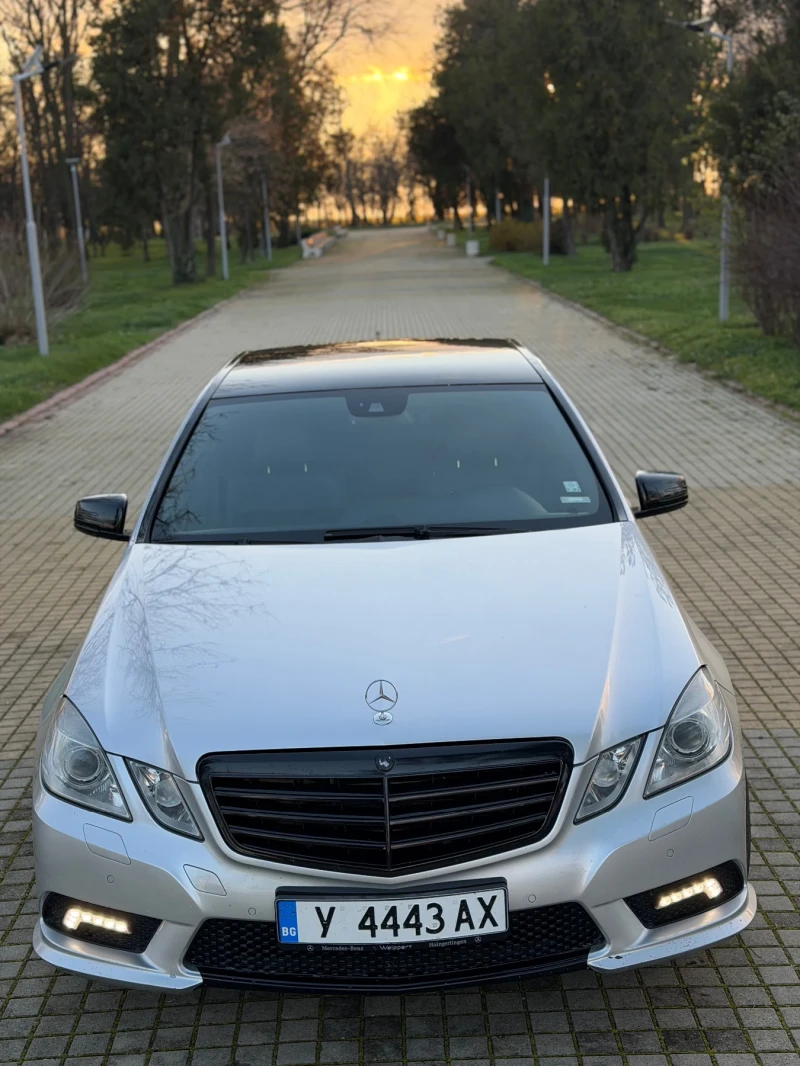 Mercedes-Benz E 350 Amg pack, снимка 2 - Автомобили и джипове - 52920787