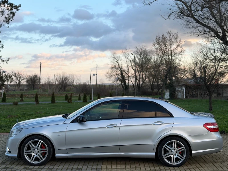 Mercedes-Benz E 350 Amg pack, снимка 7 - Автомобили и джипове - 52920787