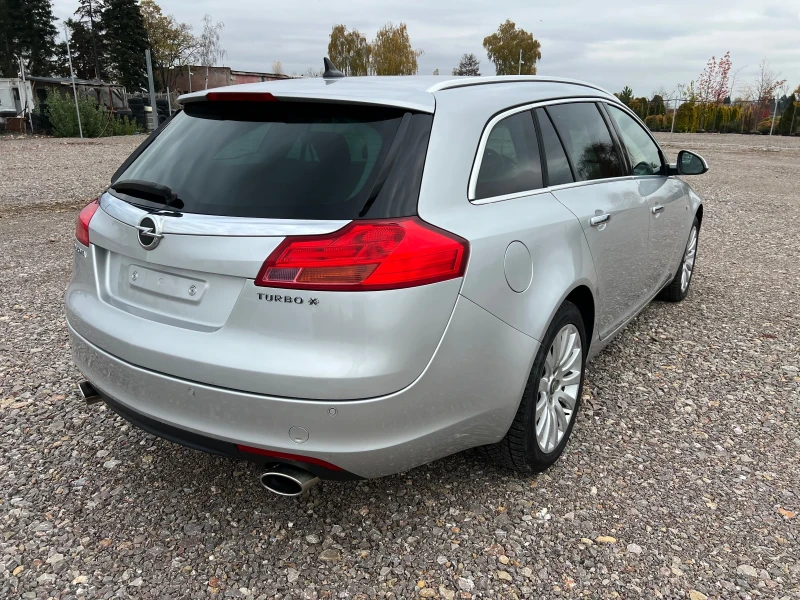 Opel Insignia 2.0 T 4x4, снимка 3 - Автомобили и джипове - 53010062