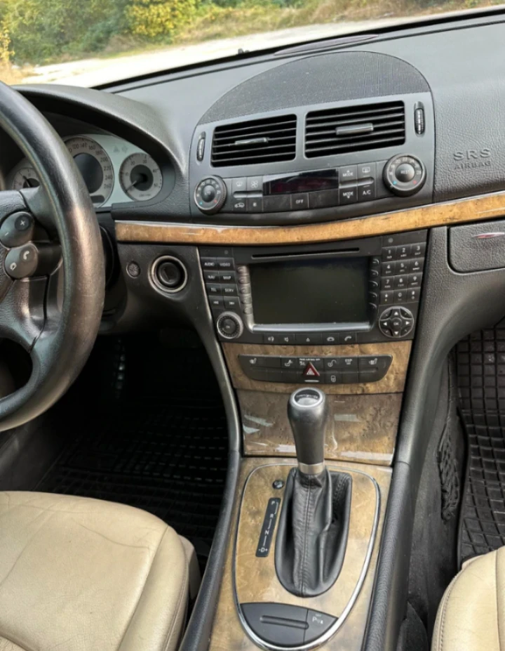 Mercedes-Benz E 220 EVO, снимка 6 - Автомобили и джипове - 48458972