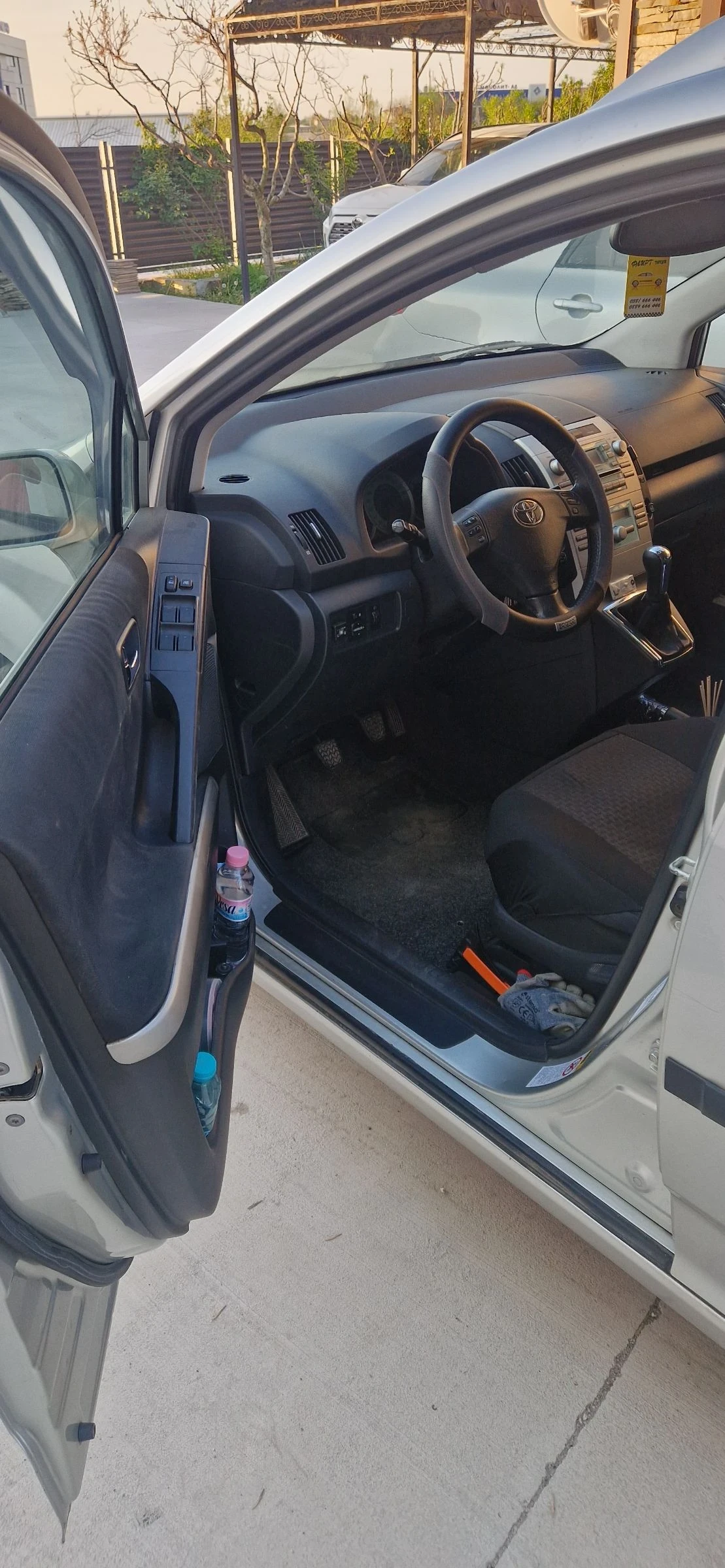 Toyota Corolla verso 1.8 LPC - изображение 10