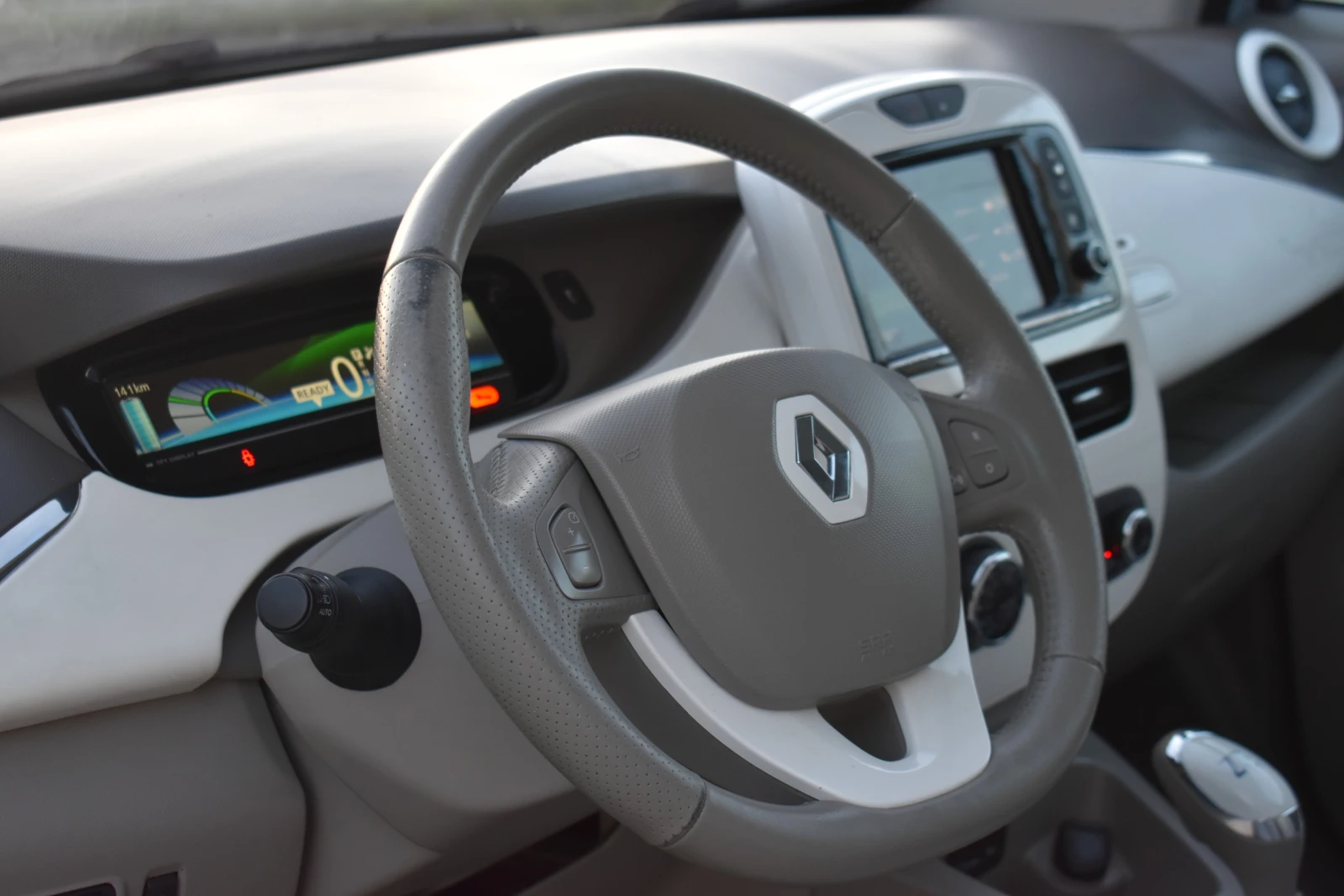 Renault Zoe 22KW* BLUE-CANDY - изображение 9