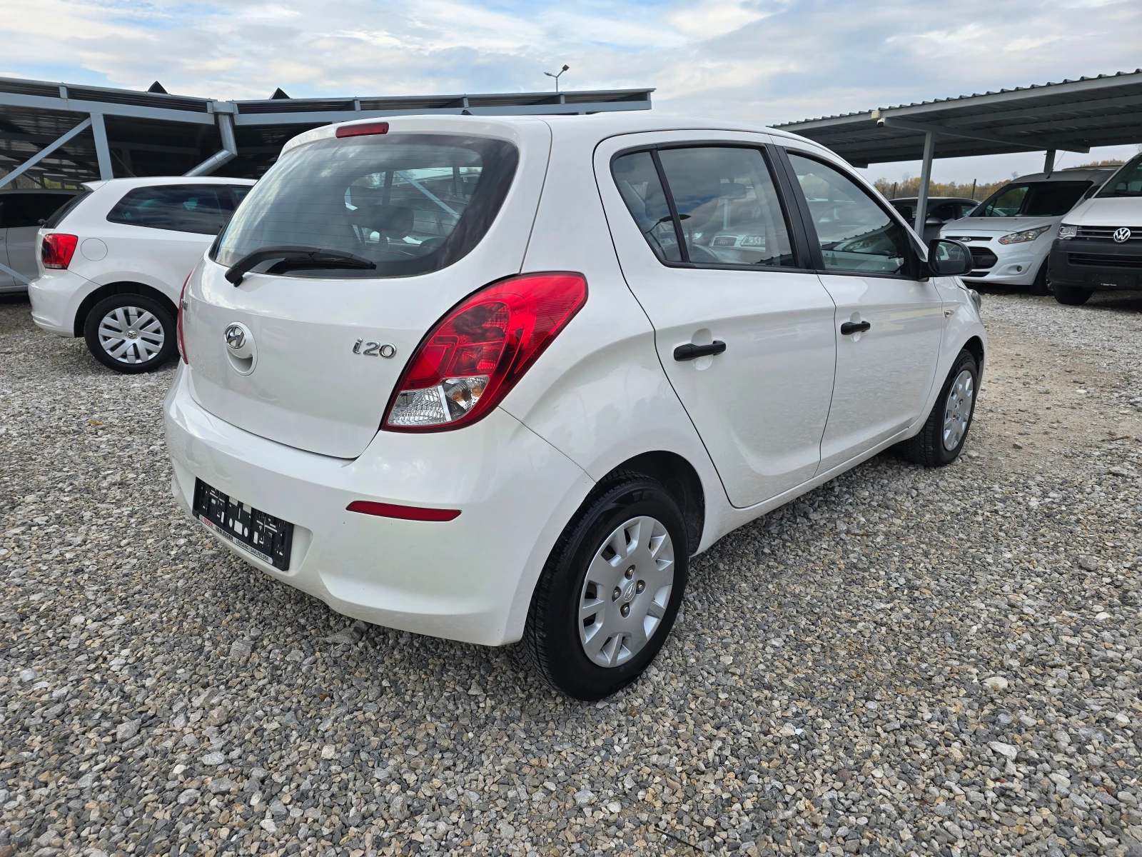 Hyundai I20 1.3 БЕНЗИН ! ! РЕАЛНИ КИЛОМЕТРИ - изображение 5