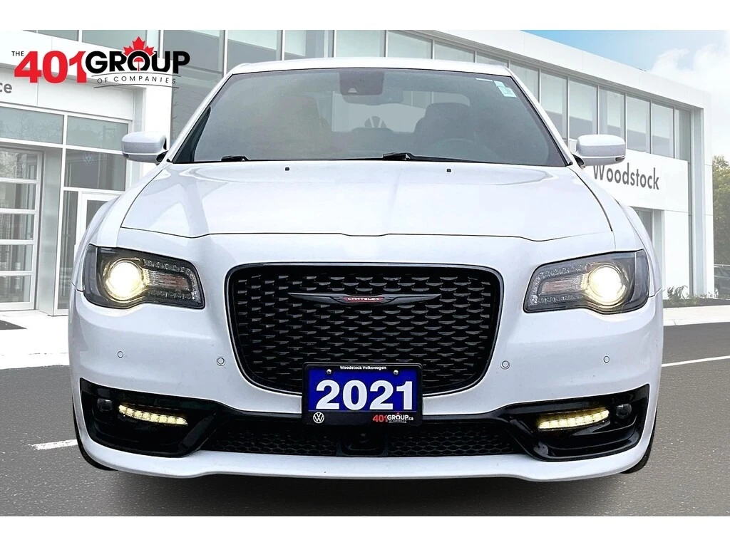 Chrysler 300c 5.7 * * CARFAX * * ���� ������ * *  | Mobile.bg � ����������� 2
