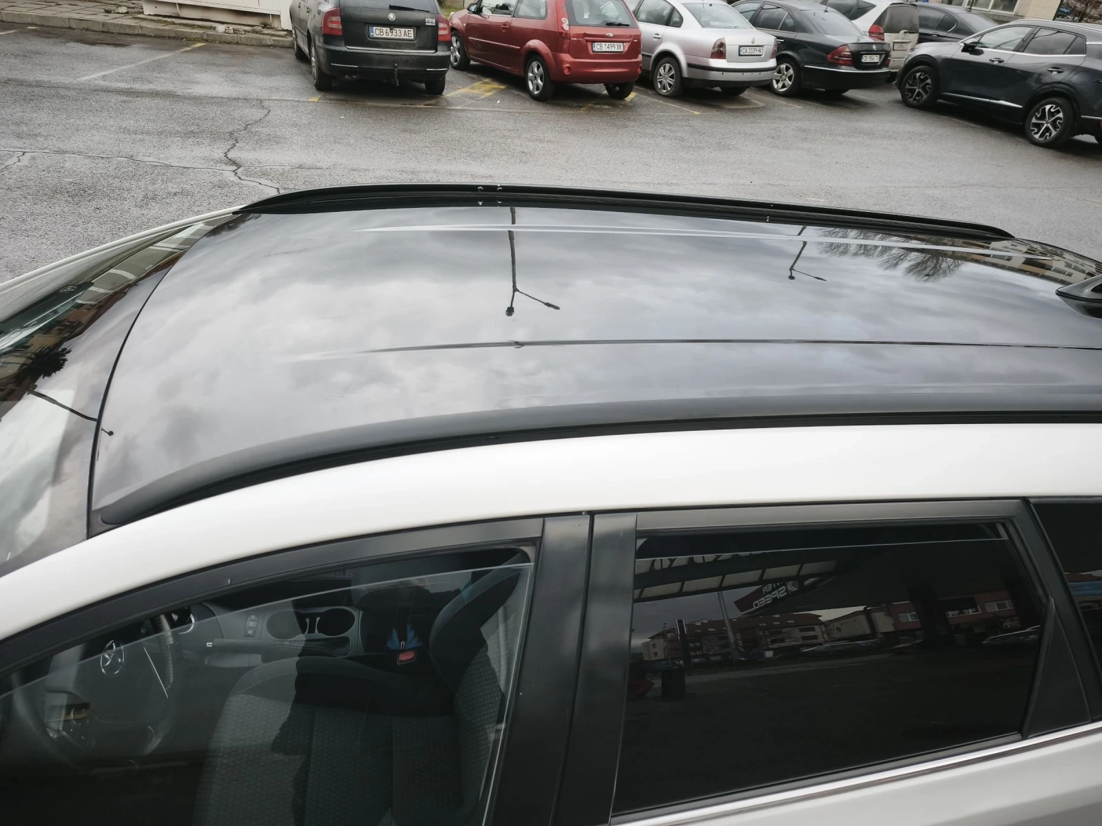 Toyota Auris 1.8 hibrid - изображение 4