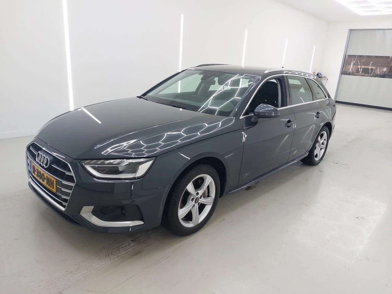 Audi A4 40 TFSI /204/S tronic /Advanced Edition /Очакван !