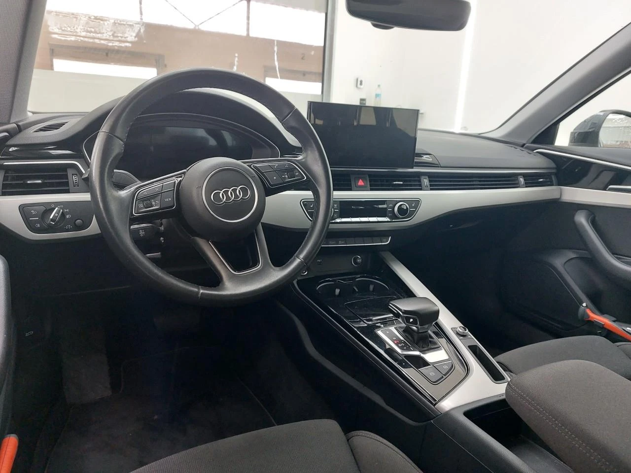 Audi A4 40 TFSI /204/S tronic /Advanced Edition /Очакван !, снимка 5 - Автомобили и джипове - 53825652