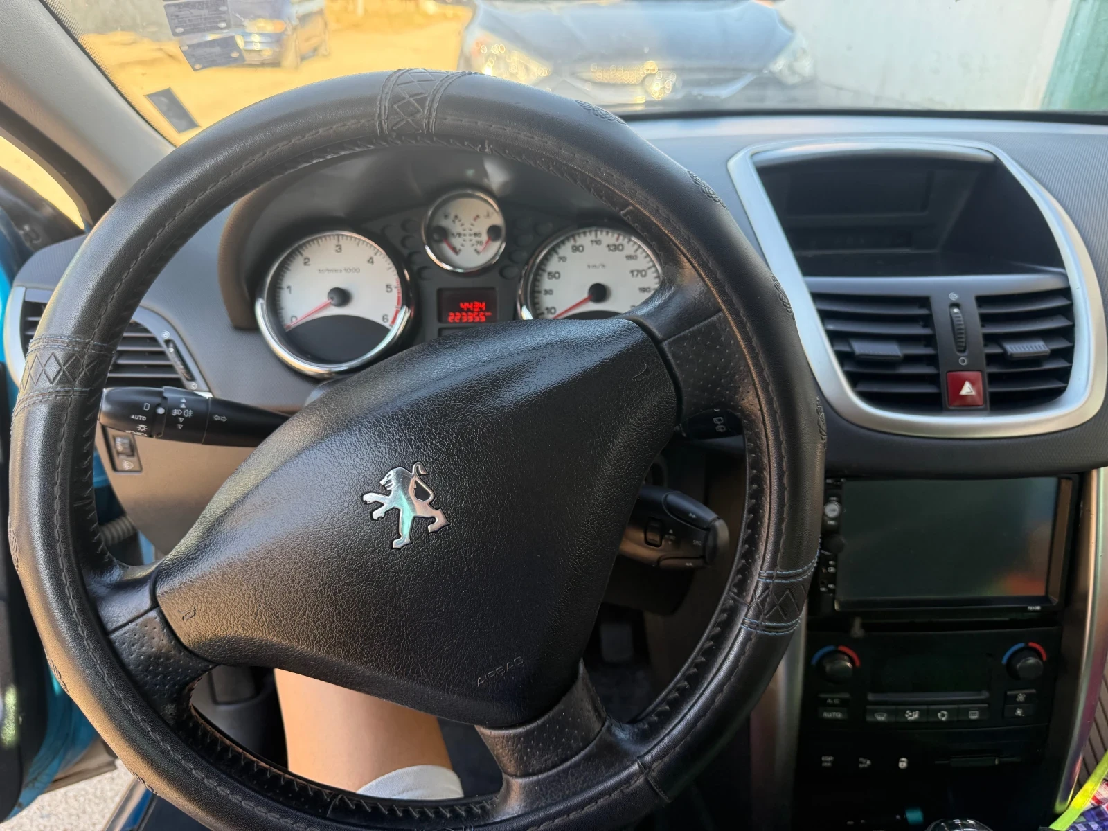 Peugeot 207, снимка 2 - Автомобили и джипове - 53933041