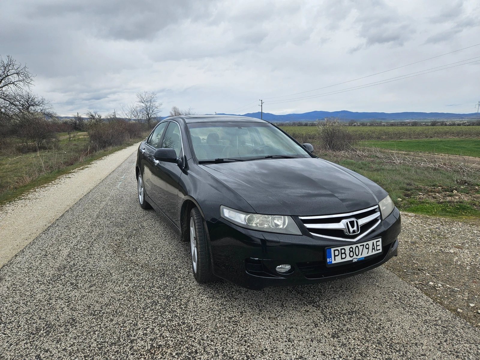 Honda Accord 2.2 i-CDTI, снимка 3 - Автомобили и джипове - 54023193
