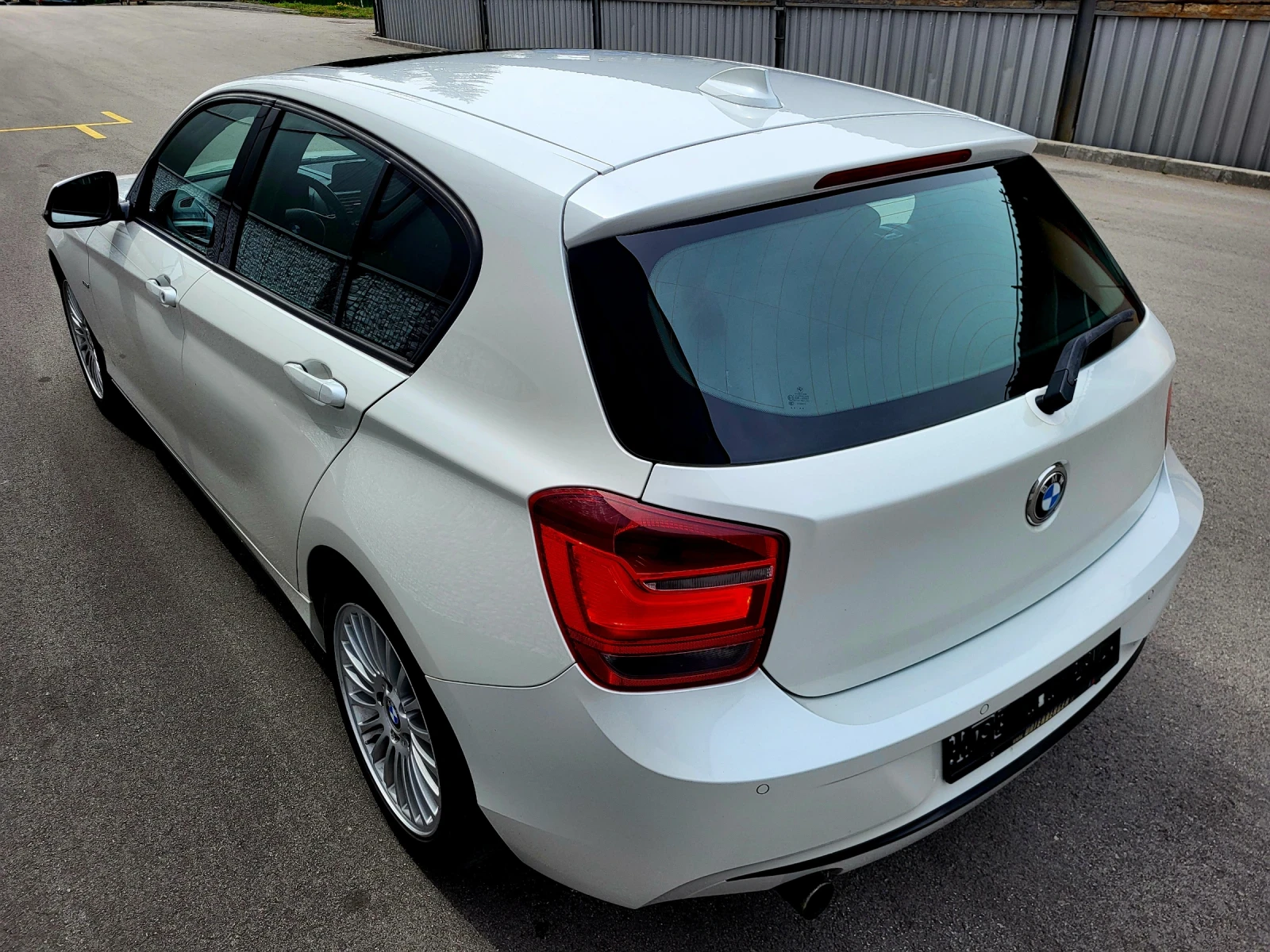BMW 118 SPORT 170p.s., снимка 4 - Автомобили и джипове - 54205876