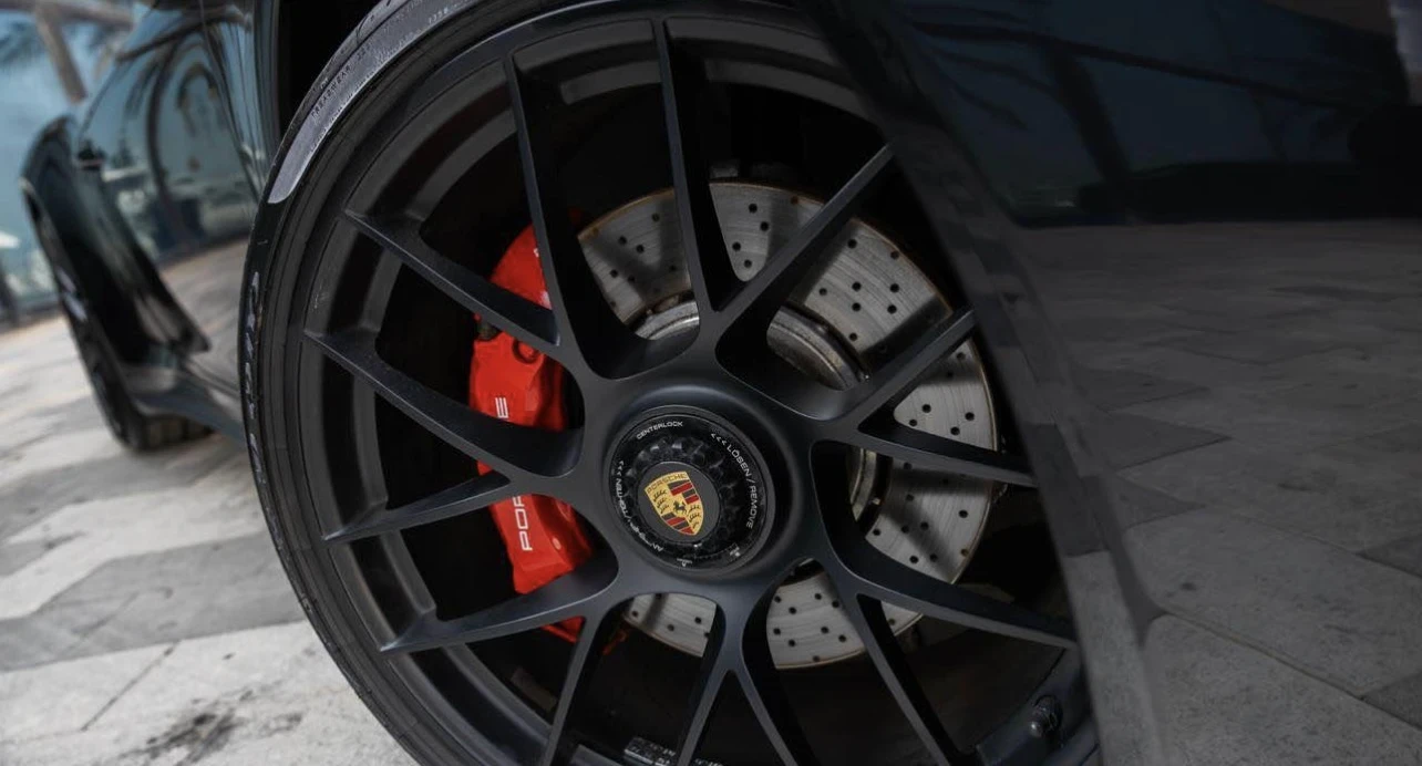 Porsche Carrera 911 GTS, снимка 6 - Автомобили и джипове - 54239380