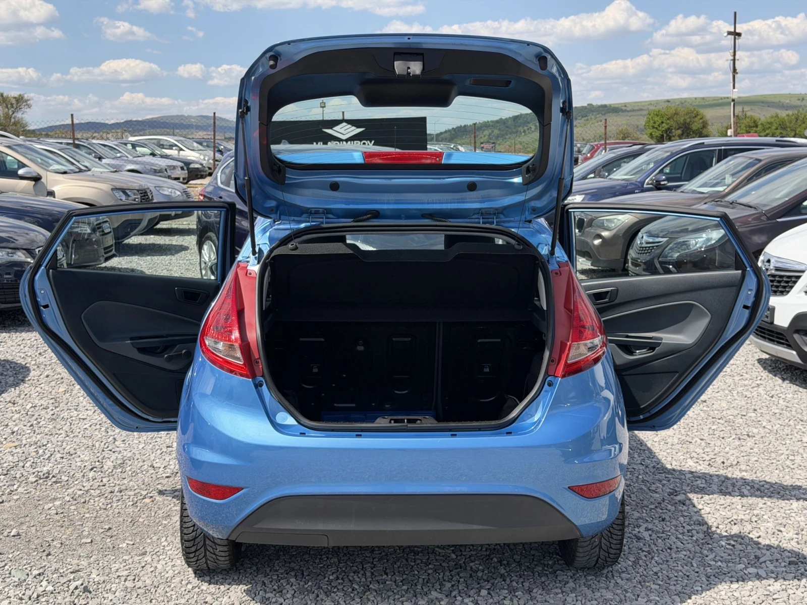 Ford Fiesta 1.4i ГАЗ / СМЕНЕНА БУТИЛКА / РЕАЛНИ КМ , снимка 10 - Автомобили и джипове - 54441196
