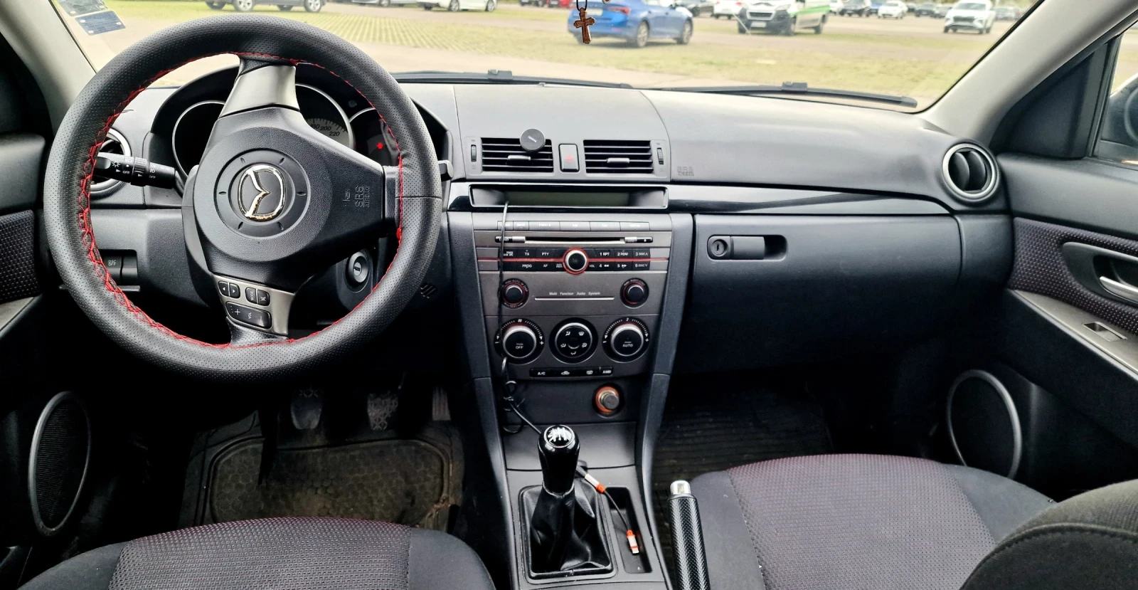 Mazda 3 1.6 HDI Еко3 , снимка 11 - Автомобили и джипове - 54459384
