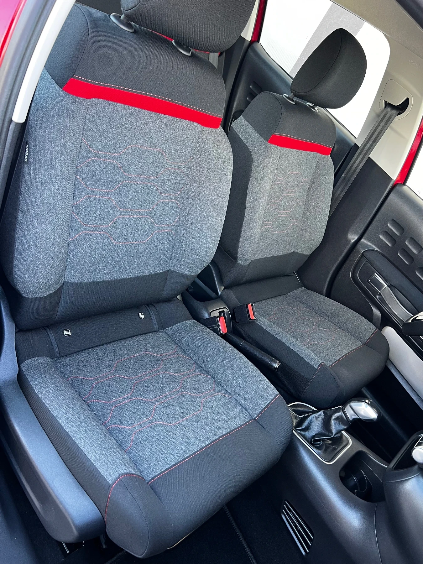Citroen C3 1.2 PureTech 70 000 км SHINE NAVI  EURO6B KTEO, снимка 13 - Автомобили и джипове - 55162593