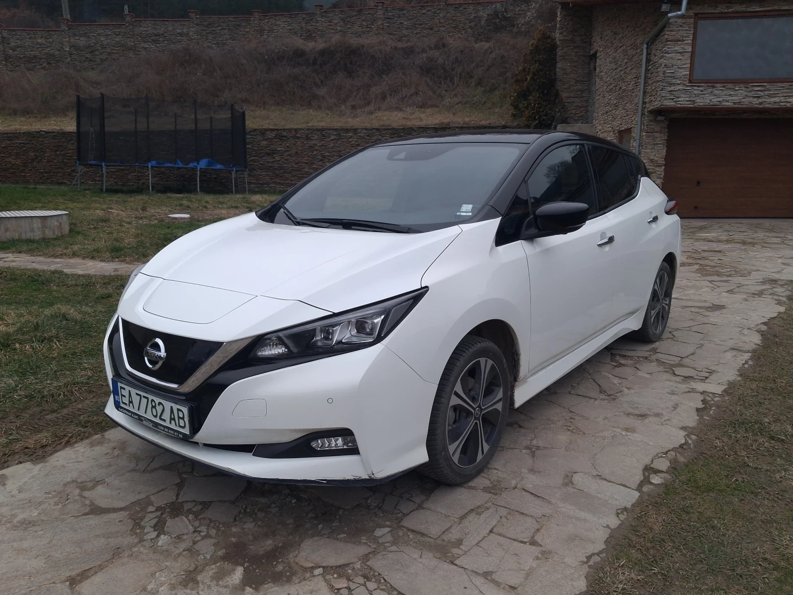 Nissan Leaf  62kw