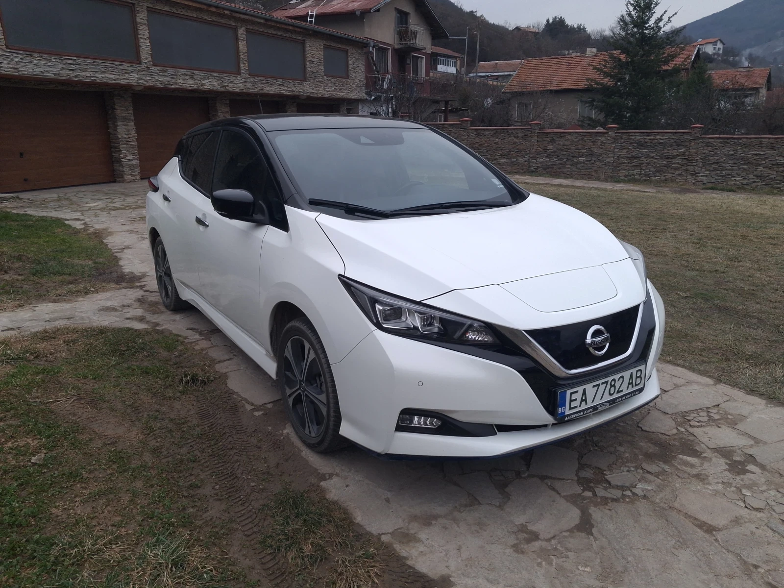 Nissan Leaf  62kw, снимка 3 - Автомобили и джипове - 55166276