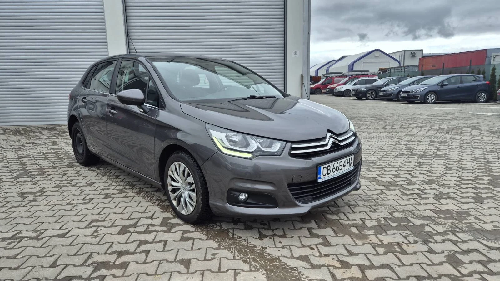 Citroen C4 1.6 HDI, снимка 3 - Автомобили и джипове - 55386300