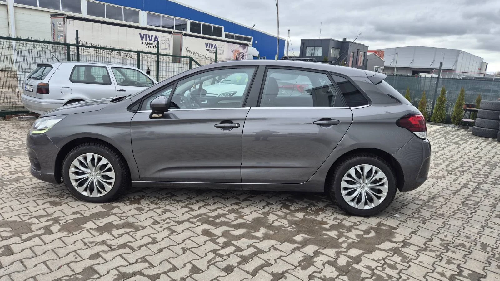 Citroen C4 1.6 HDI, снимка 8 - Автомобили и джипове - 55386300