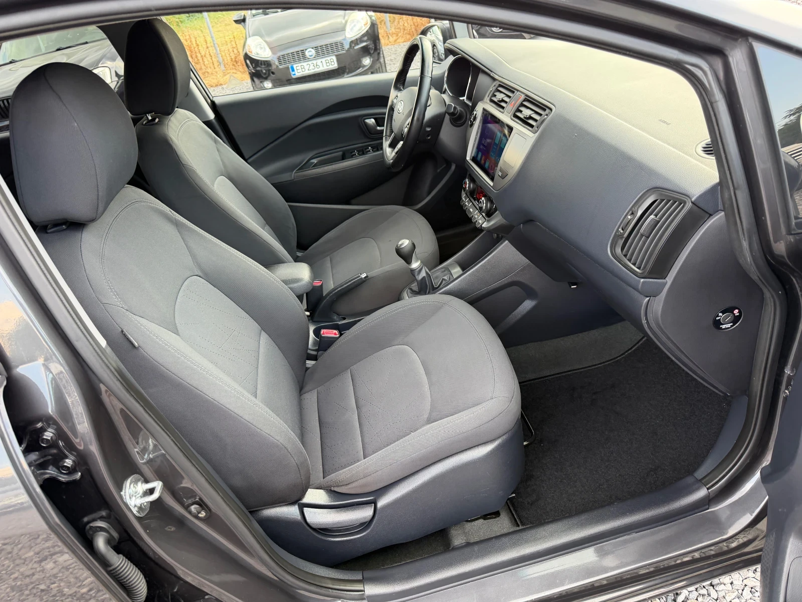 Kia Rio III, 1.2i, 85 Hp, Камера, Навигация, снимка 10 - Автомобили и джипове - 55666090