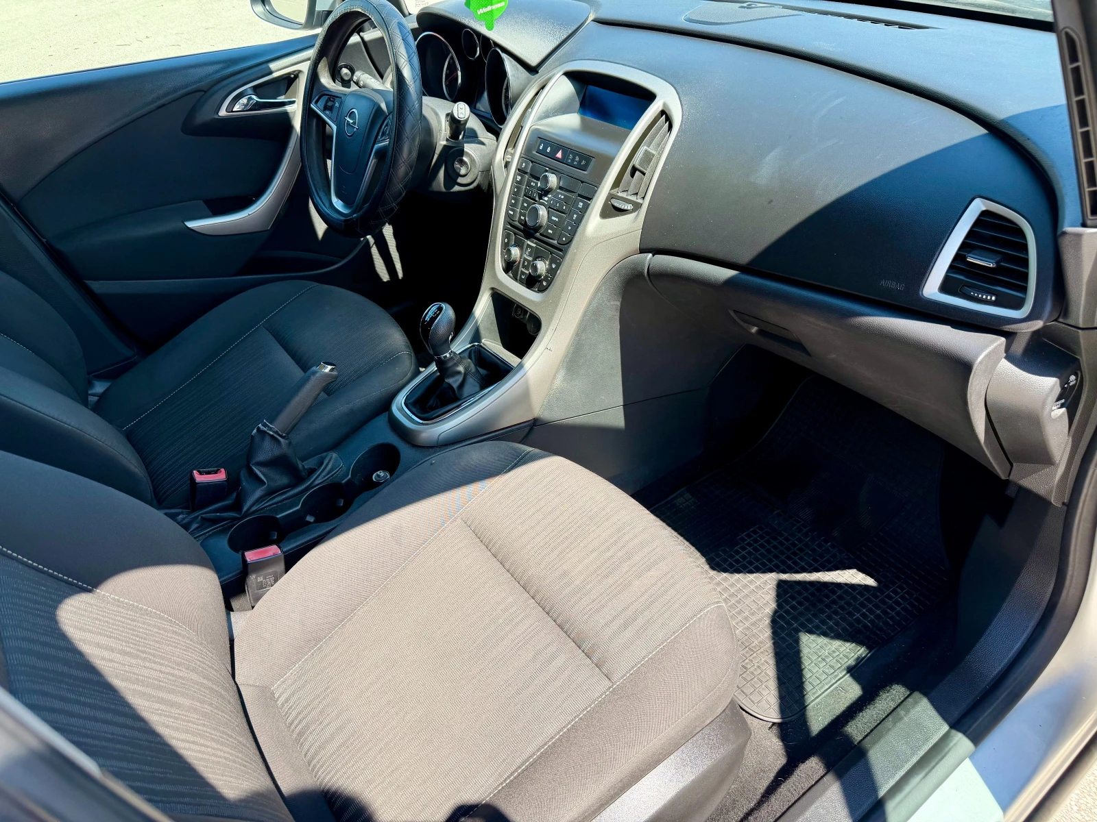 Opel Astra Sport Tourer Газов инжекцион BRC, снимка 14 - Автомобили и джипове - 55738173