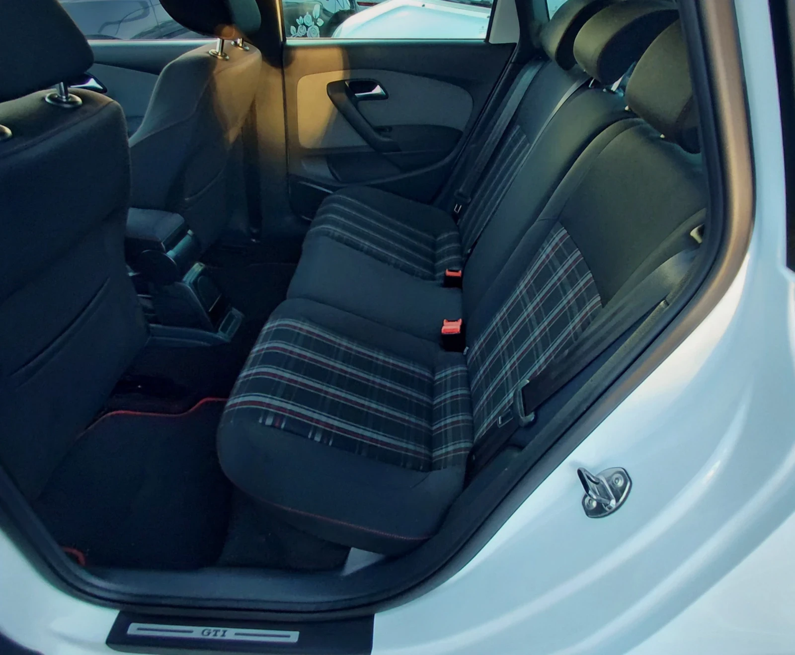 VW Polo 1.4TSI GTI DSG Euro-5 | Mobile.bg � ����������� 10