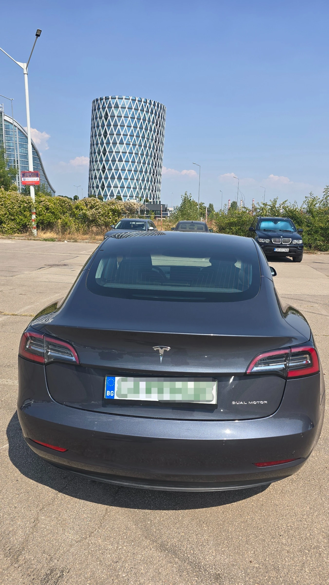 Tesla Model 3 LR Dual Motors AWD, снимка 5 - Автомобили и джипове - 56075099