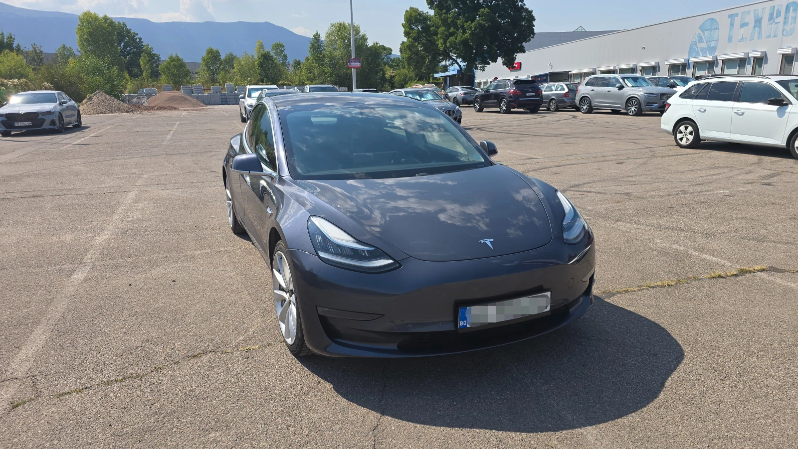 Tesla Model 3 LR Dual Motors AWD, снимка 2 - Автомобили и джипове - 56075099