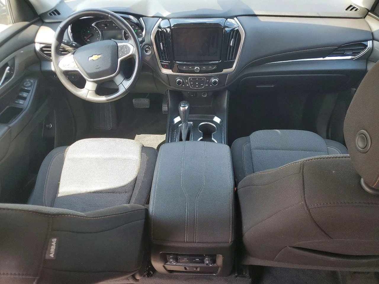 Chevrolet Traverse 3.6l Lt, снимка 8 - Автомобили и джипове - 56075122