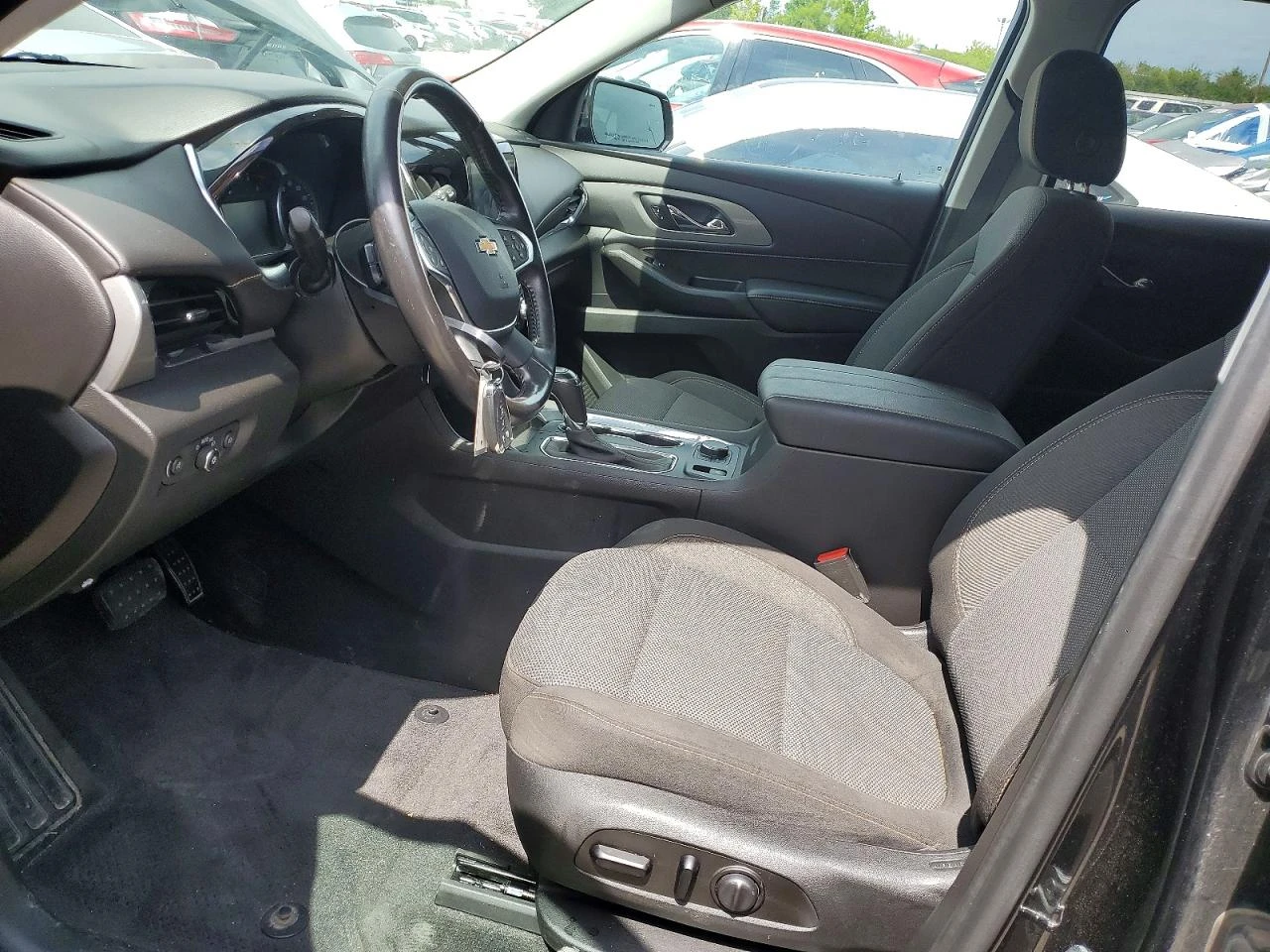 Chevrolet Traverse 3.6l Lt, снимка 7 - Автомобили и джипове - 56075122