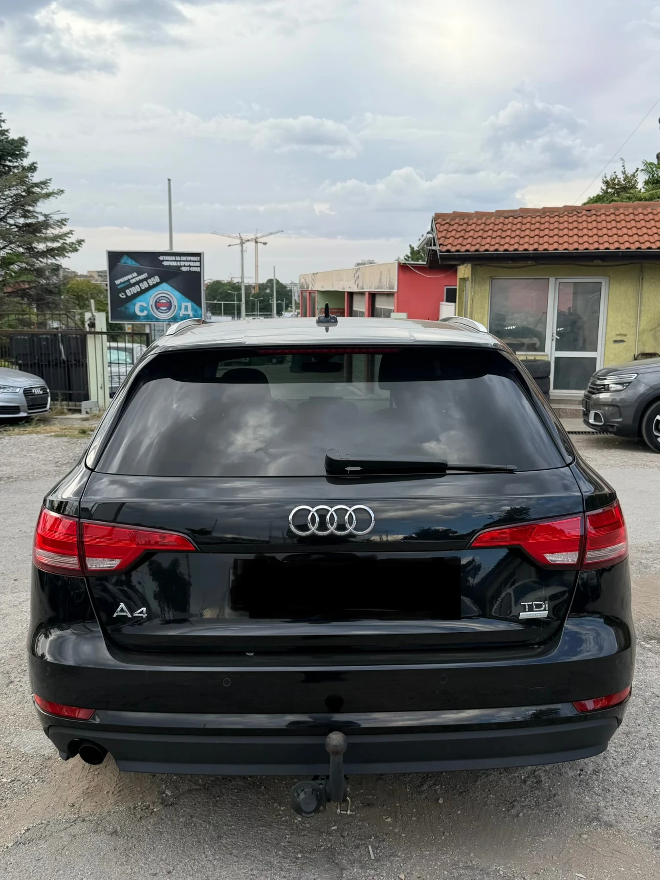 Audi A4 * PANO* NAVI* LED* , снимка 8 - Автомобили и джипове - 56185318