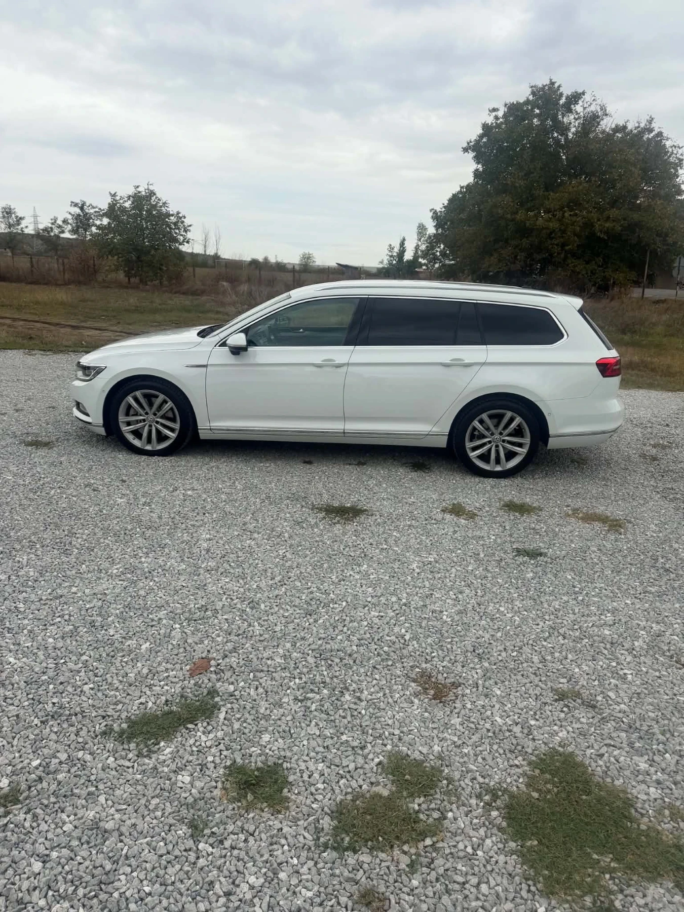 VW Passat, снимка 4 - Автомобили и джипове - 56509585