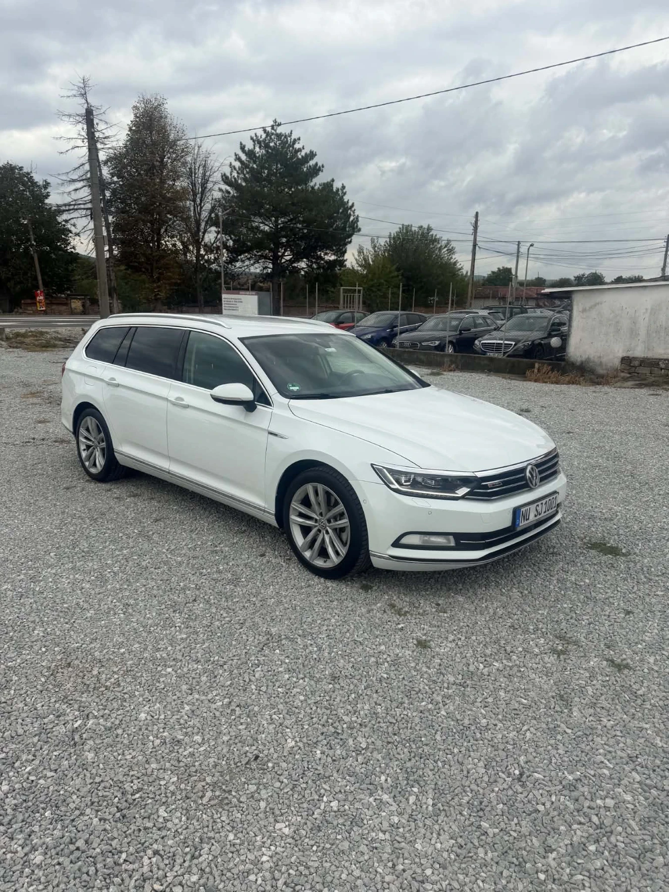 VW Passat, снимка 2 - Автомобили и джипове - 56509585