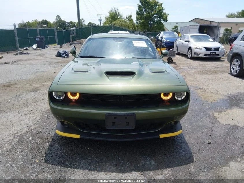 Dodge Challenger