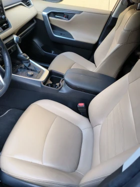 Toyota Rav4 2.5 Hybrid XLE, снимка 2