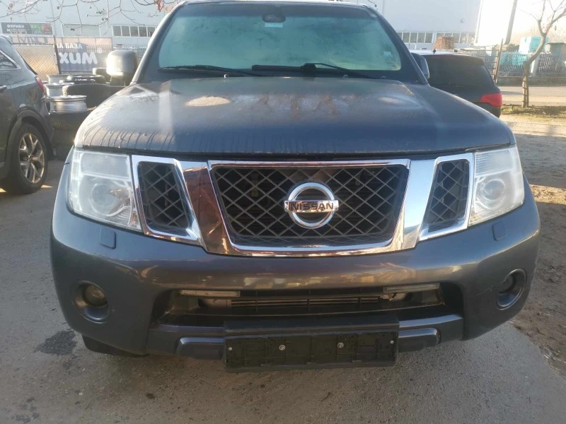 Nissan Pathfinder 3.0D, снимка 2 - Автомобили и джипове - 43640332