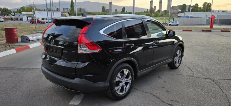 Honda Cr-v УНИКАТ-КОЖА-НАВИГАЦИЯ-4X4, снимка 5 - Автомобили и джипове - 51823642
