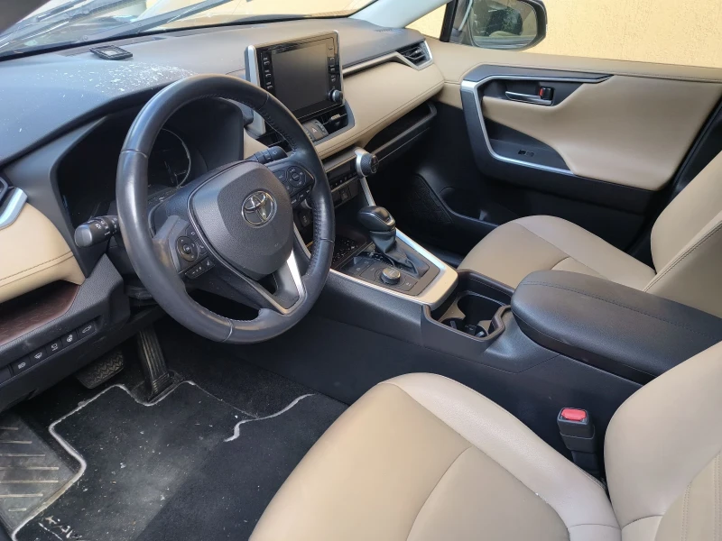 Toyota Rav4 2.5 Hybrid XLE, снимка 4 - Автомобили и джипове - 52612083