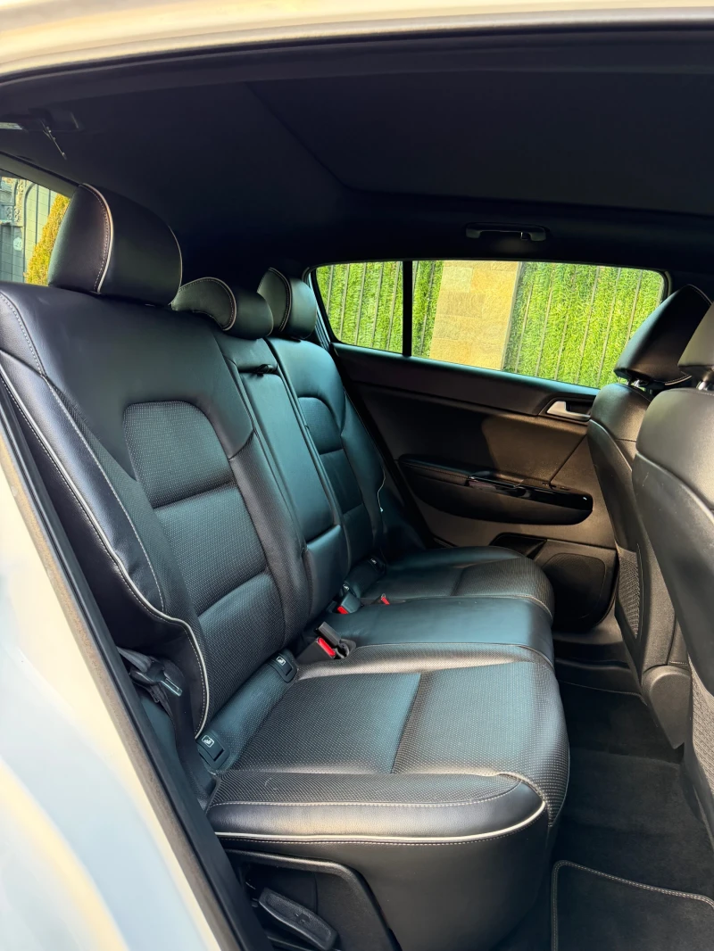 Kia Sportage 2.0 CRDI 4WD GT -LINE Внос Швейцария, снимка 12 - Автомобили и джипове - 52875674