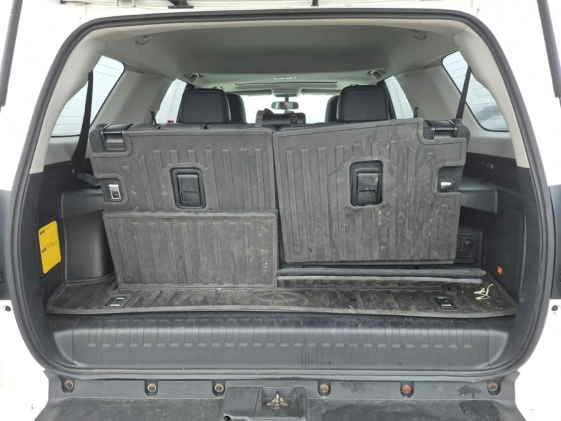Toyota 4runner * SR5 * CARFAX * БЕЗ ПЪРВОНАЧАЛНА ВНОСКА, снимка 14 - Автомобили и джипове - 53000465