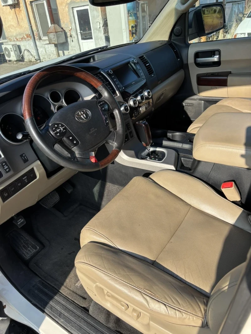 Toyota Sequoia PLATINUM, снимка 6 - Автомобили и джипове - 53112893