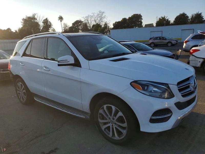 Mercedes-Benz GLE 350 4MATIC* HARMAN/KARDON* ПОДГРЕВ - изображение 4