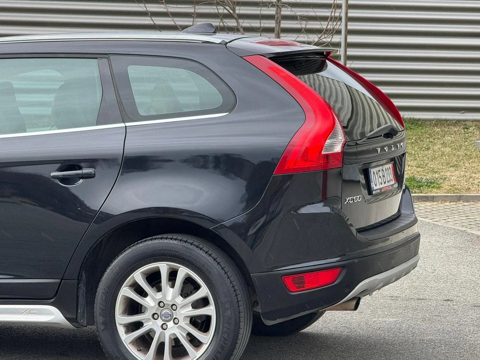 Volvo XC60 2.4d D5  - изображение 6