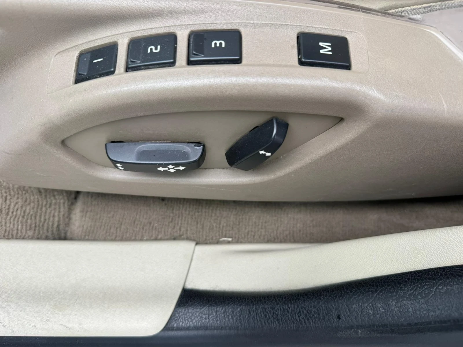 Volvo XC60 2.4d D5  | Mobile.bg   11