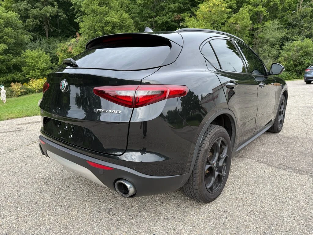 Alfa Romeo Stelvio SPORT* HARMAN/KARDON* DISTRONIC* LANE ASSIST* ПАНО - изображение 4